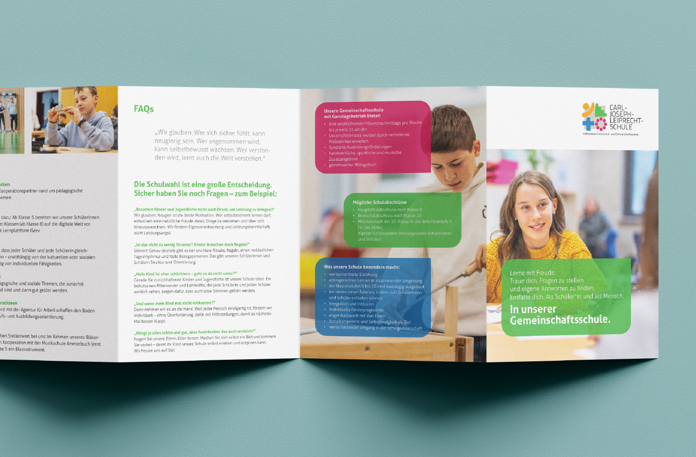 Leporello, Broschüre, Print, Schulbroschüre, Gemeinschaftsschule, Barbara Kuberczyk, Kommunikationdesign, Designbüro Konstanz, Leporello