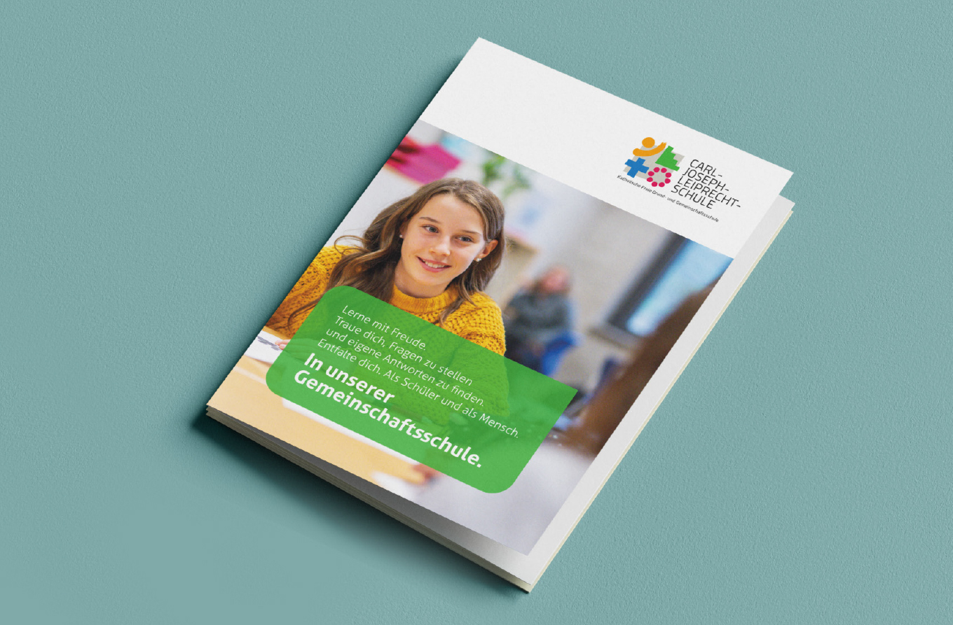 Leporello, Broschüre, Print, Schulbroschüre, Gemeinschaftsschule, Barbara Kuberczyk, Kommunikationdesign, Designbüro Konstanz, Leporello