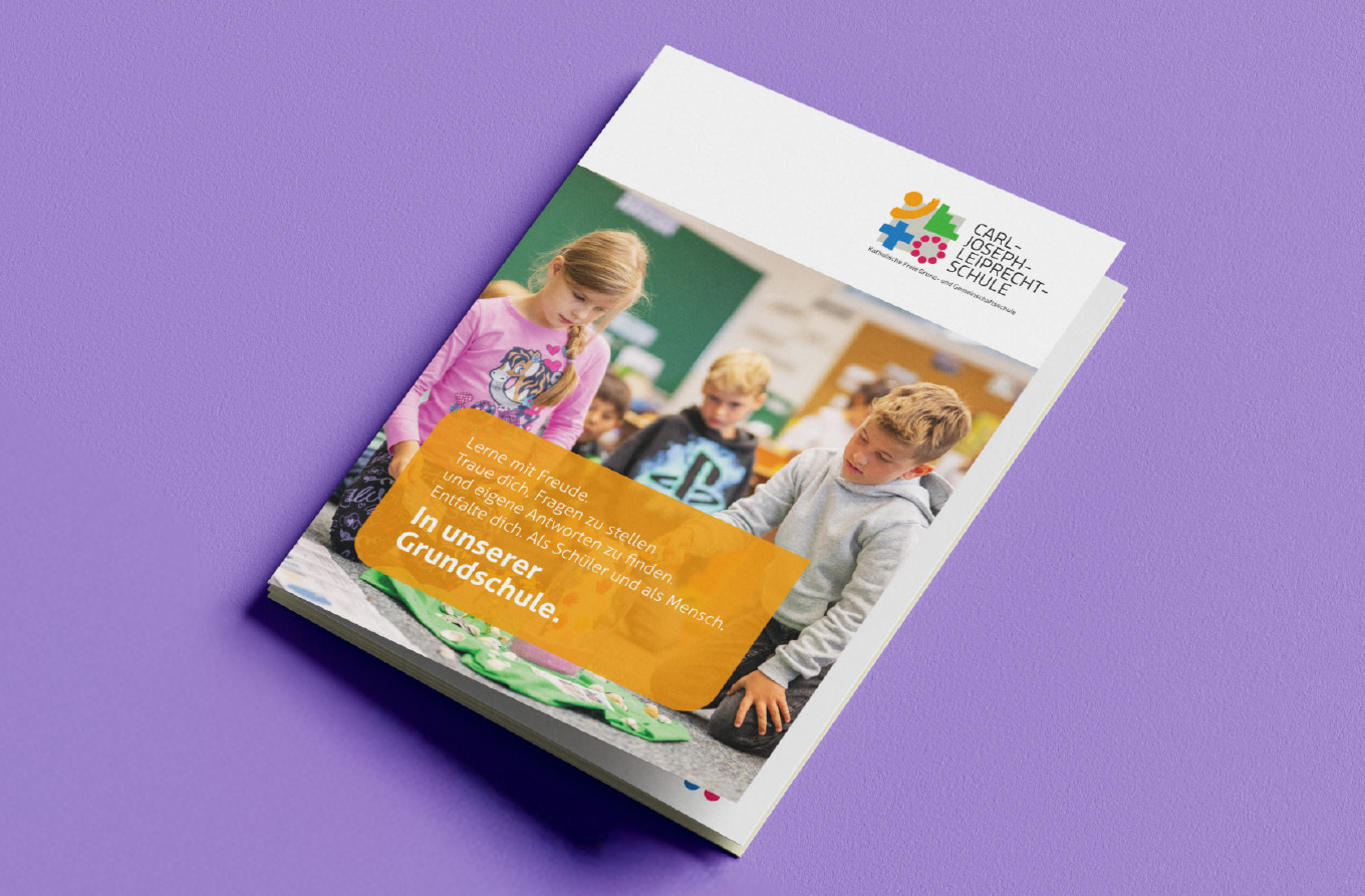 Leporello, Broschüre, Print, Schulbroschüre, Gemeinschaftsschule, Barbara Kuberczyk, Kommunikationdesign, Designbüro Konstanz, Leporello