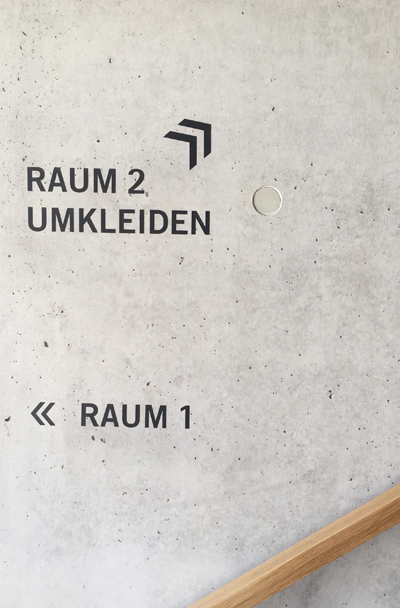 Signaletik, Kommunikationsdesign, Kommunikationsdesign Konstanz, Kuberczyk Architektur, Gestaltung im Raum, Beschriftung, Barbara Kuberczyk